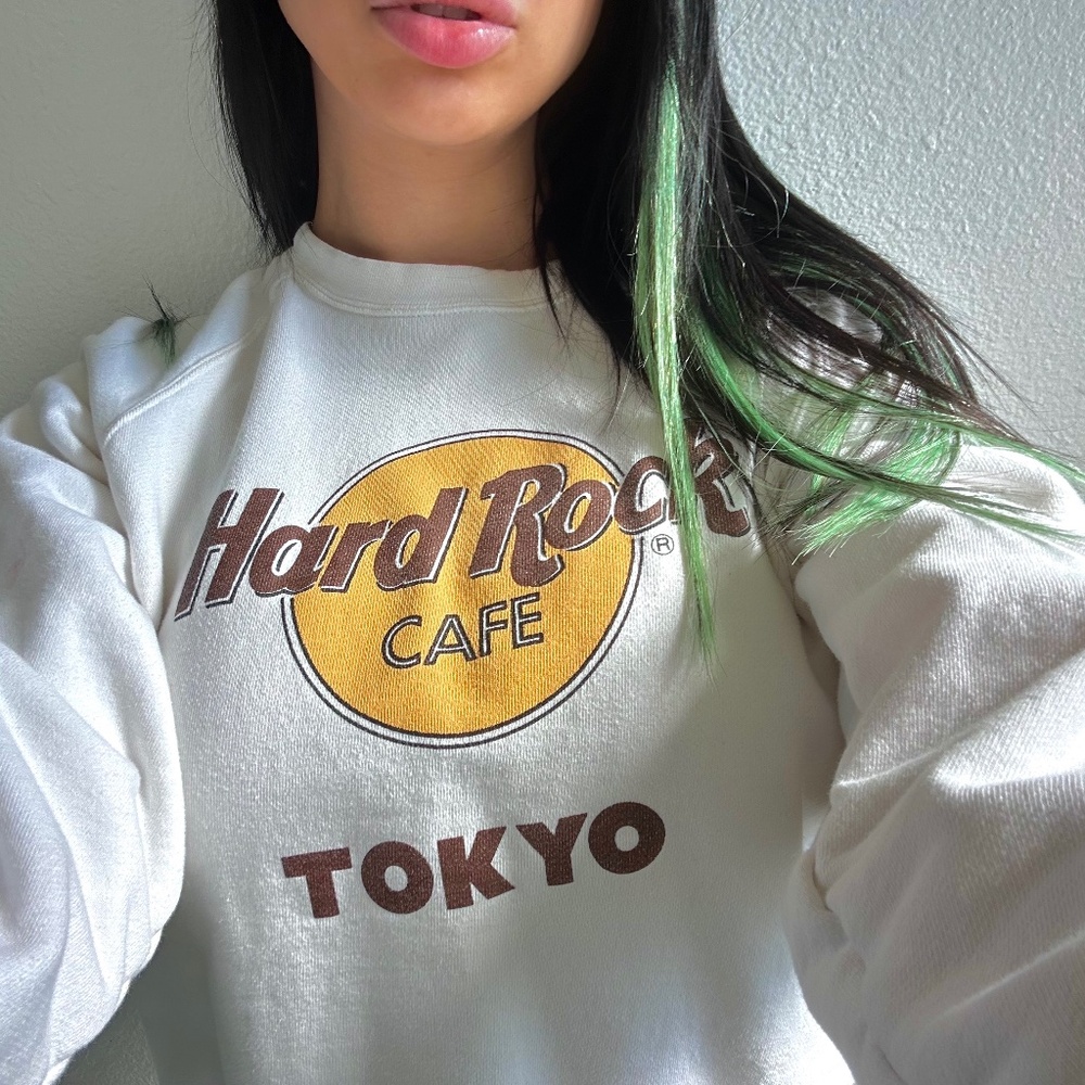Vintage 90s Hard Rock Cafe Tokyo Japan Crewneck Sweater | size: Medium